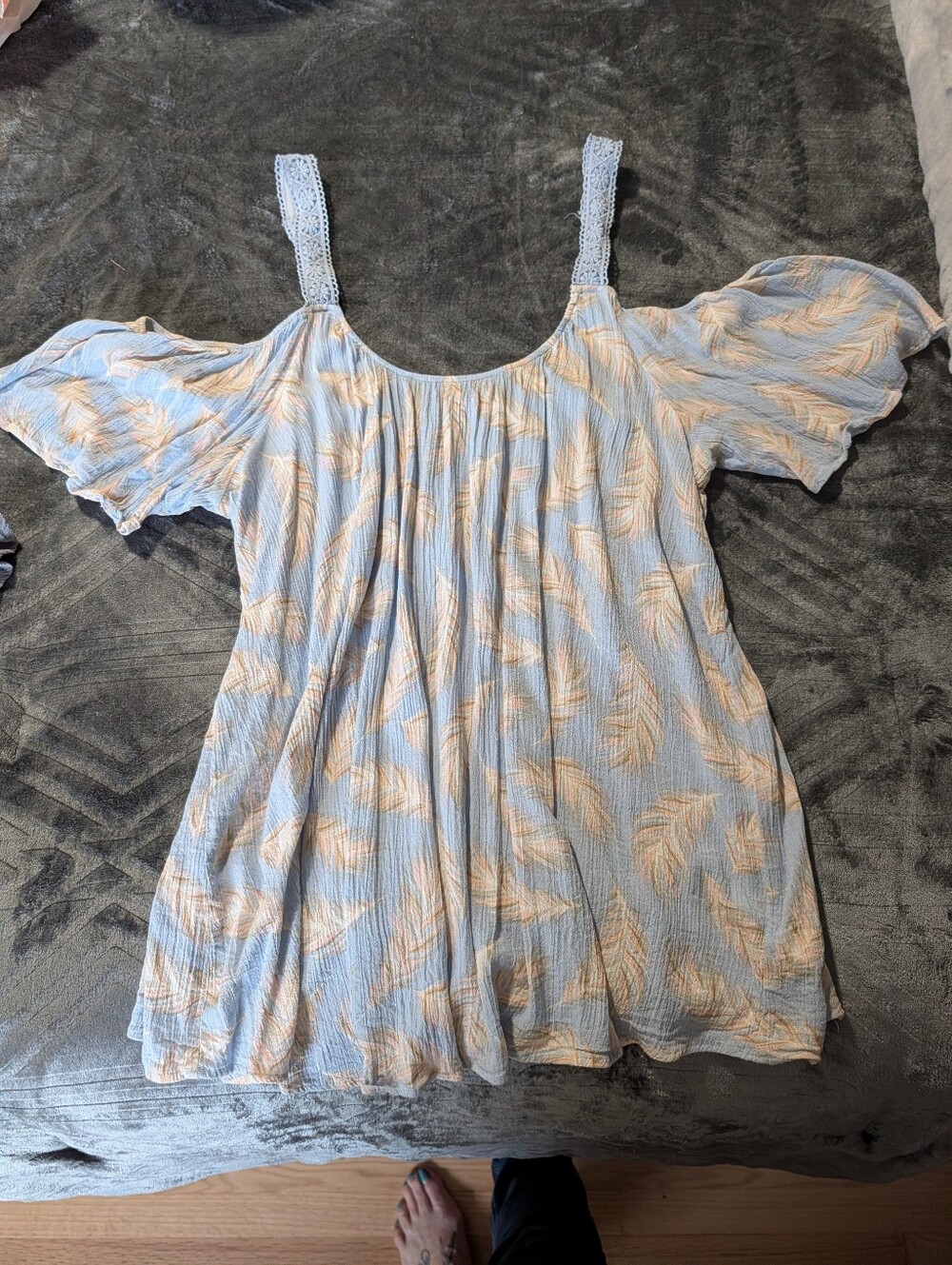 torrid Light Blue & Cream Cold-Shoulder Peasant Tunic